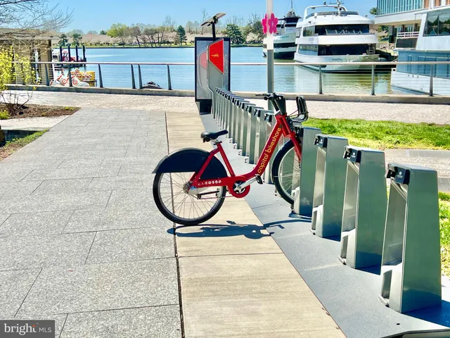 a view of an outdoor space with a street