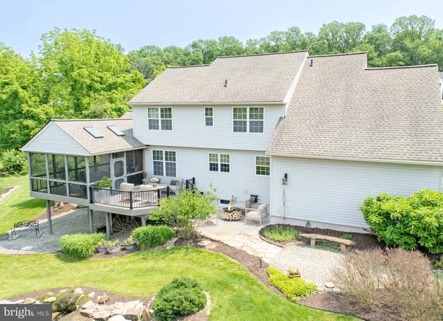 $565,000 | 315 Martingale Circle, Coatesville, PA 19320