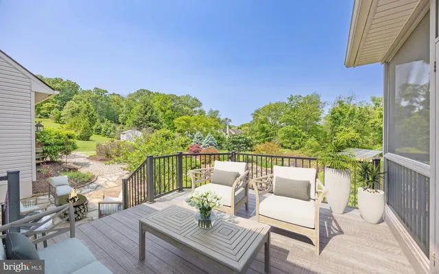 $565,000 | 315 Martingale Circle, Coatesville, PA 19320