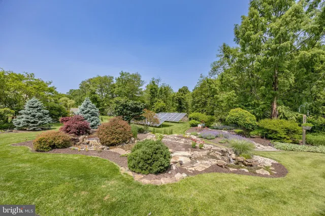 $565,000 | 315 Martingale Circle, Coatesville, PA 19320