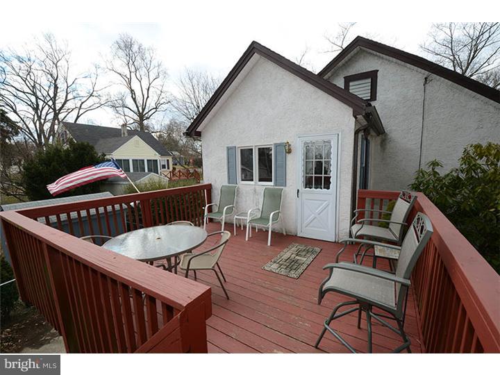 105 Barren Road Newtown Square, PA 19073 - Photo 11 of 25 Deck
