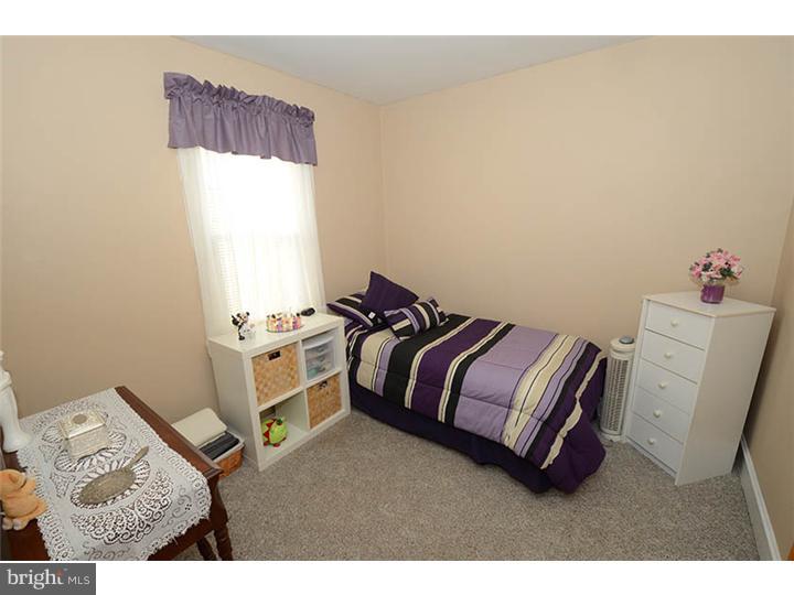105 Barren Road Newtown Square, PA 19073 - Photo 15 of 25 Bedroom 2
