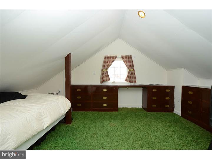 105 Barren Road Newtown Square, PA 19073 - Photo 18 of 25 Bedroom 3
