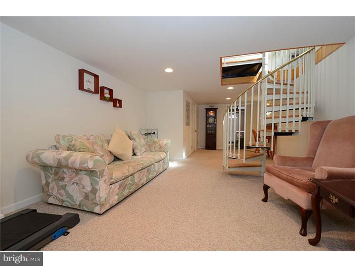 105 Barren Road Newtown Square, PA 19073 - Photo 22 of 25 Family Room