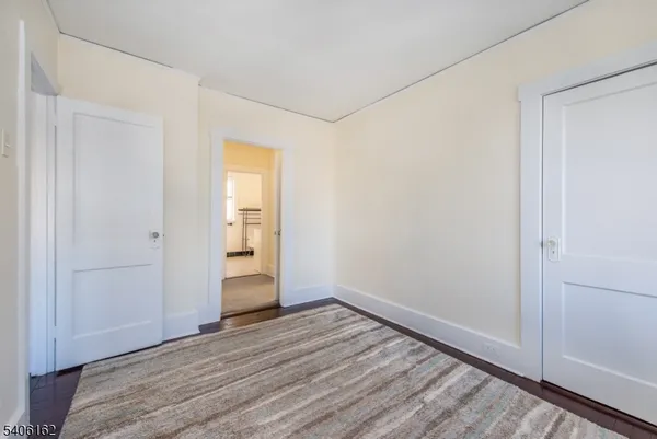 $2,300 | 39 Baldwin Place, Unit 2, Bloomfield, NJ 07003