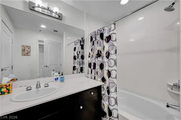 $2,700 | 8255 South Las Vegas Boulevard, Unit 1205, Las Vegas, NV 89123