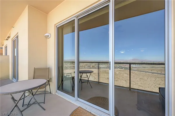 $2,700 | 8255 South Las Vegas Boulevard, Unit 1205, Las Vegas, NV 89123