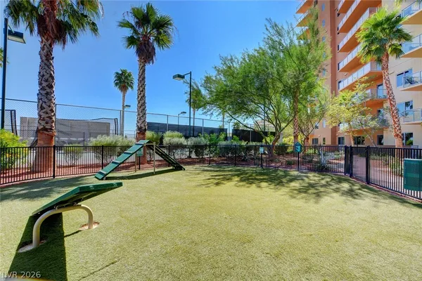 $2,700 | 8255 South Las Vegas Boulevard, Unit 1205, Las Vegas, NV 89123
