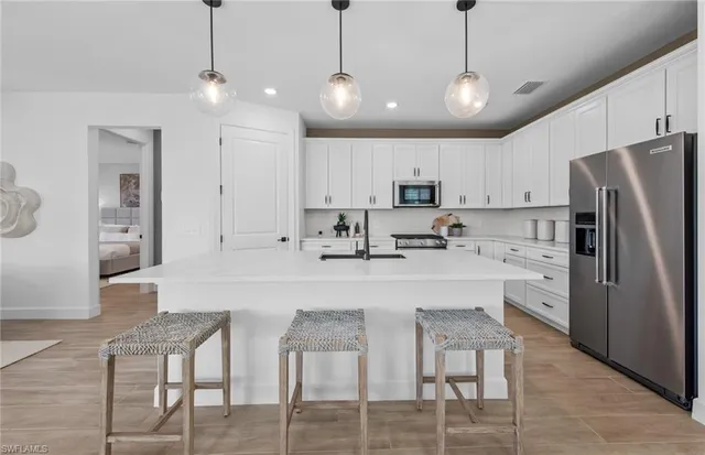 $613,125 | 12599 Quartz Drive, Alva, FL 33920