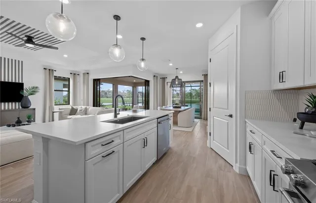 $613,125 | 12599 Quartz Drive, Alva, FL 33920