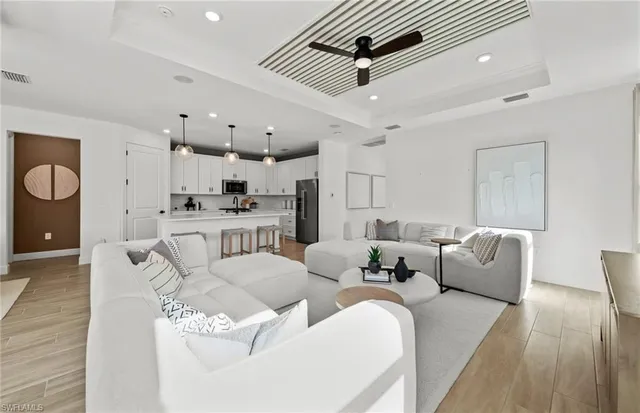 $613,125 | 12599 Quartz Drive, Alva, FL 33920