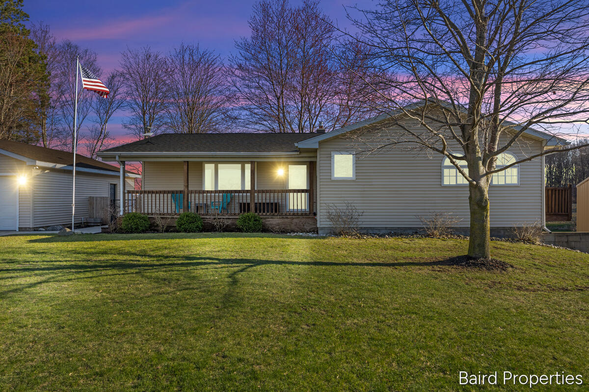 1963 Monroe Road Hart, MI 49420 - Photo 2 of 37 https___photoreal.io_wp-content_photorea