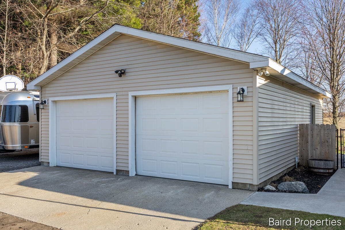 1963 Monroe Road Hart, MI 49420 - Photo 5 of 37 1963-Monroe_030