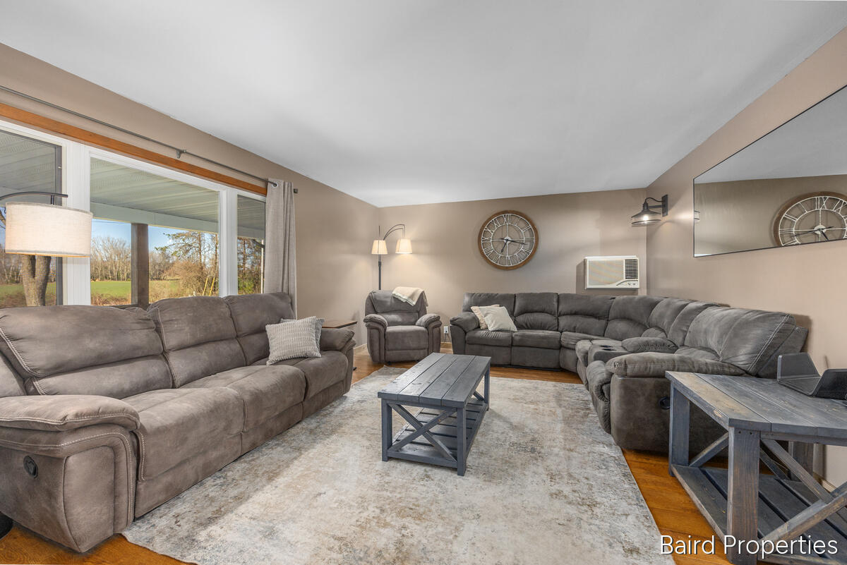 1963 Monroe Road Hart, MI 49420 - Photo 9 of 37 1963-Monroe_002