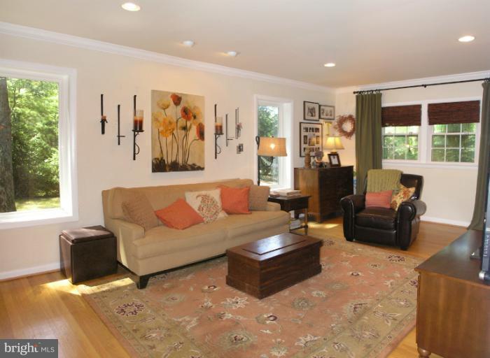 2419 Silver Fox Lane Reston, VA 20191 - Photo 14 of 30 a living room with furniture window and couch