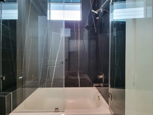 $2,900 | 5613 Leonard Street, Houston, TX 77023