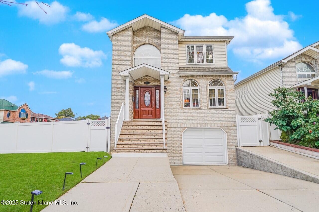 493 Willowbrook Road Staten Island, NY 10314 - Photo 2 of 38 FRONT