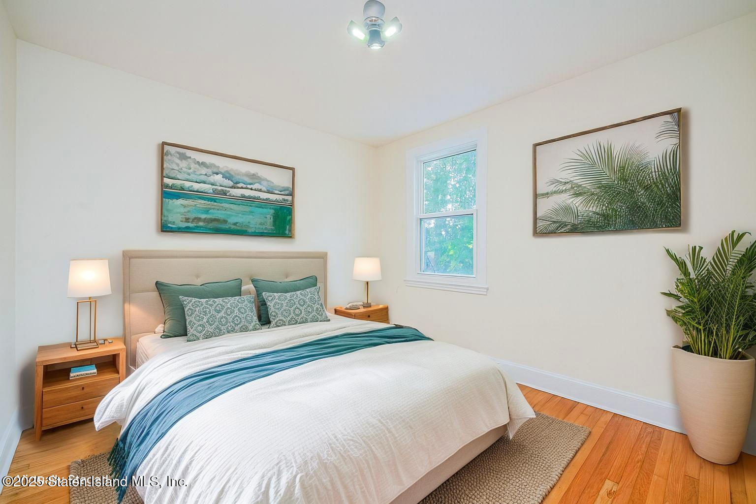 493 Willowbrook Road Staten Island, NY 10314 - Photo 21 of 38 FOURTH BEDROOM