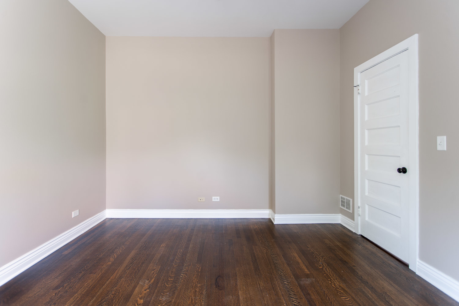 1525 West Addison Street, Unit 3 Chicago, IL 60613 - Photo 6 of 32