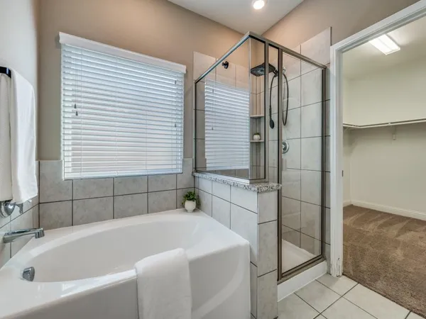 $2,800 | 2612 Wayne Avenue, Aubrey, TX 76227