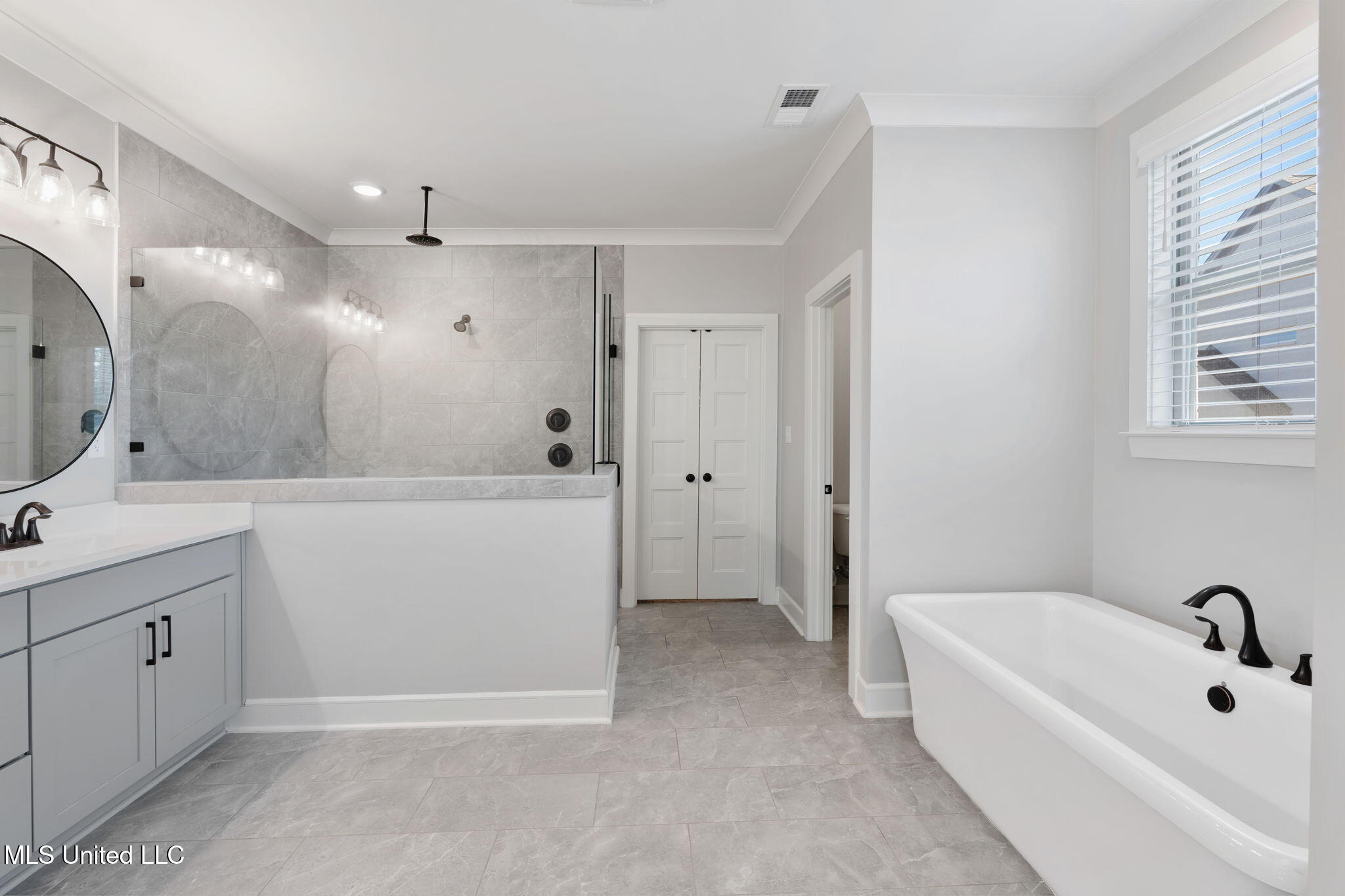 5133 Camp Crossing Hernando, MS 38632 - Photo 14 of 38 16-web-or-mls-5133 Camp Xing-15