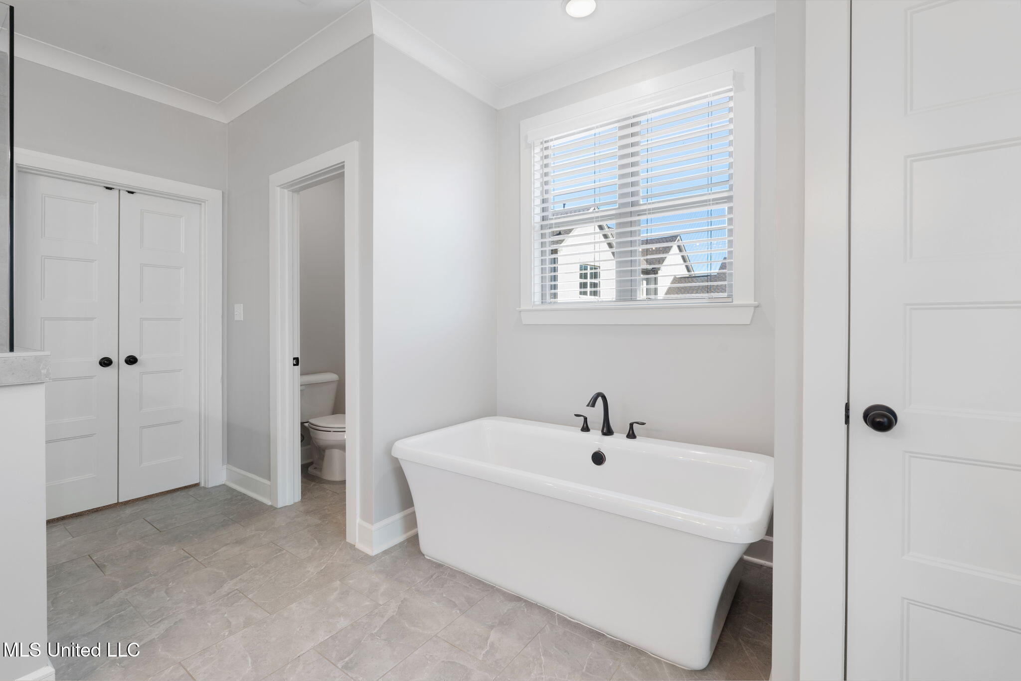 5133 Camp Crossing Hernando, MS 38632 - Photo 15 of 38 17-web-or-mls-5133 Camp Xing-16