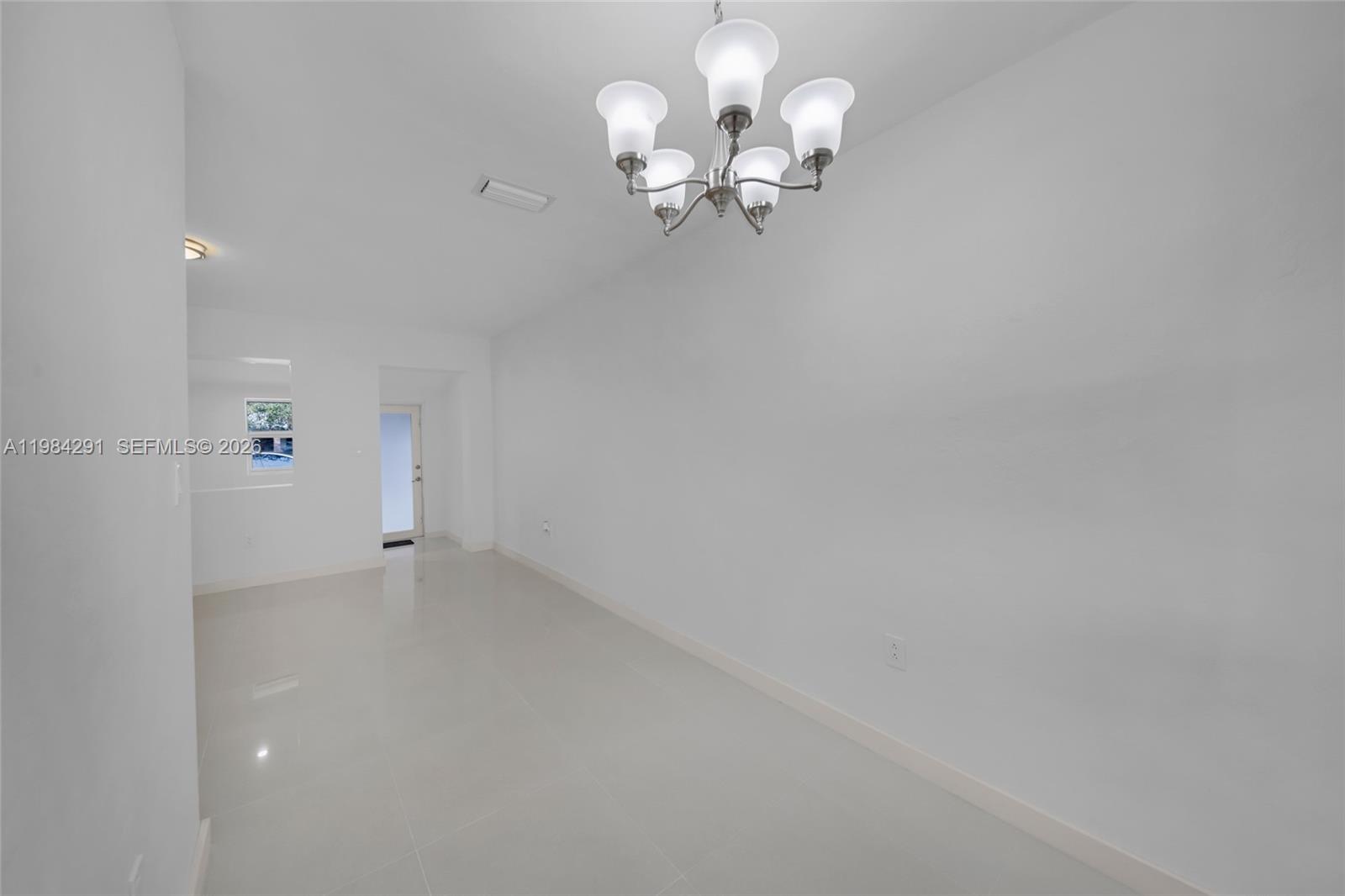 27 Suffolk Avenue Hialeah, FL 33010 - Photo 15 of 40