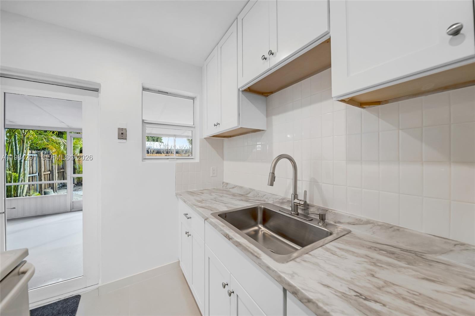 27 Suffolk Avenue Hialeah, FL 33010 - Photo 19 of 40