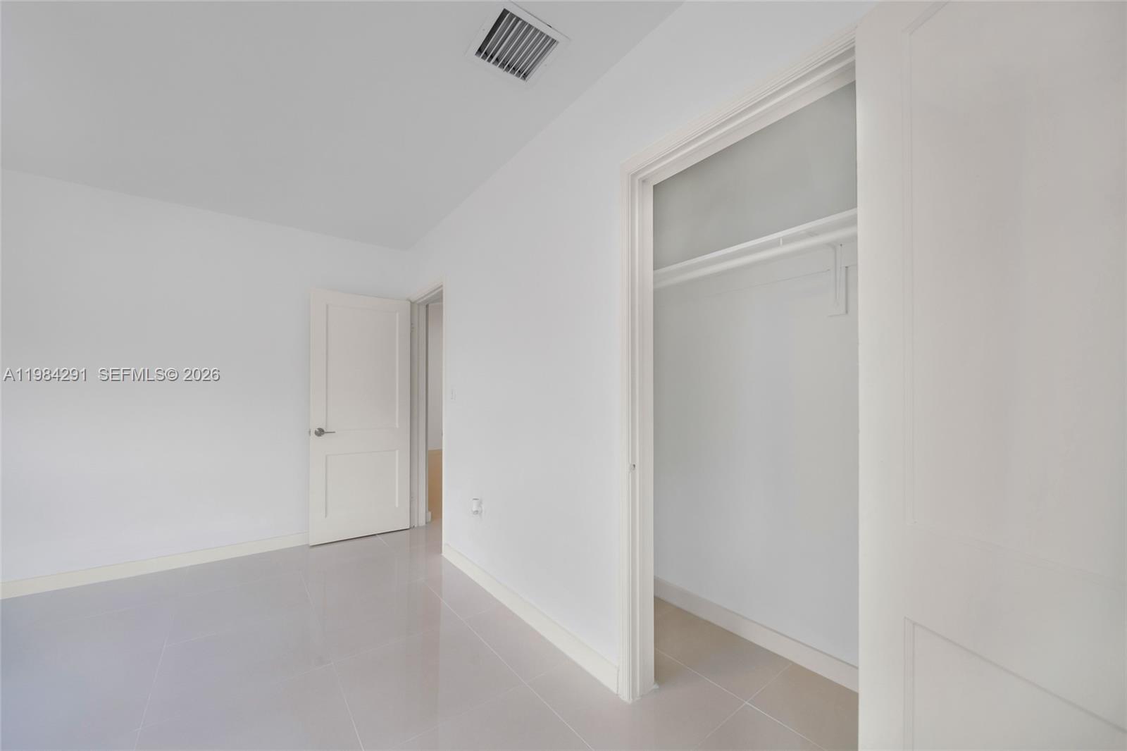 27 Suffolk Avenue Hialeah, FL 33010 - Photo 24 of 40