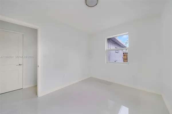 $2,650 | 27 Suffolk Avenue, Hialeah, FL 33010