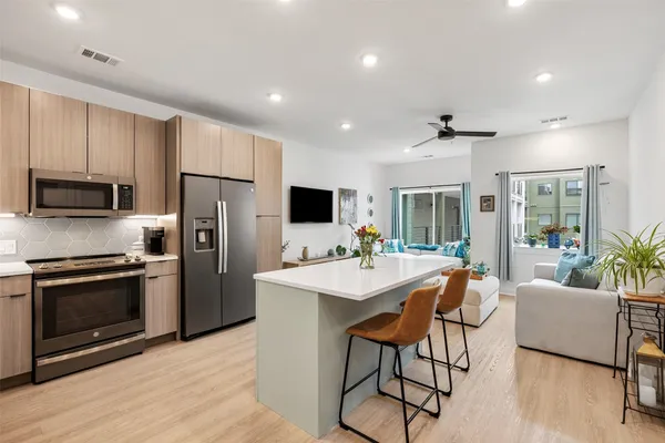 $315,000 | 4802 South Congress Avenue, Unit 411, Austin, TX 78745