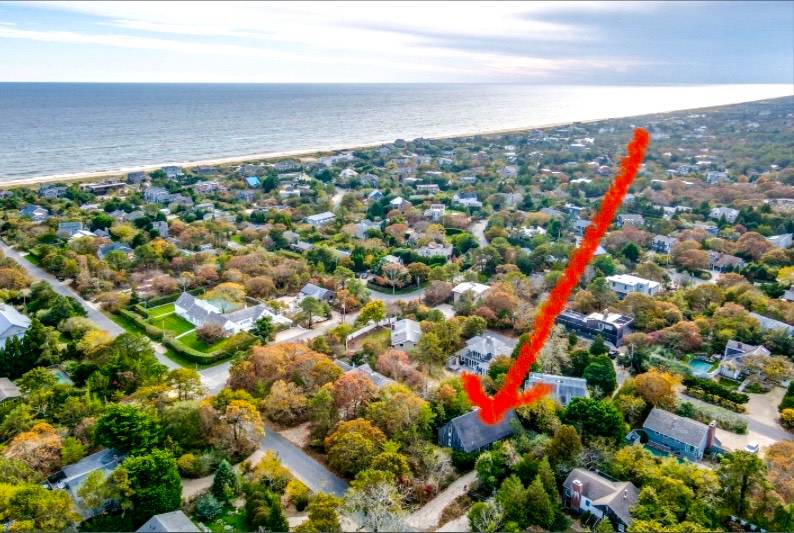 32 Surf Drive Amagansett, NY 11930 - Photo 4 of 14