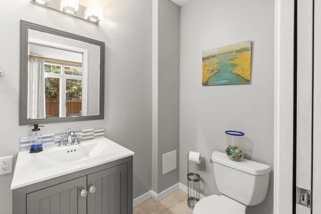 $389,000 | 605 Grove Lane, Forest Park, IL 60130