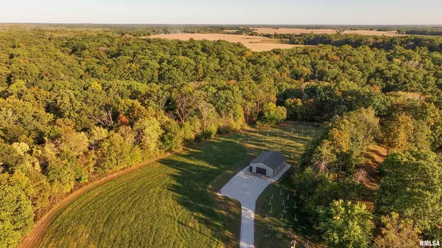 $595,000 | 1402 Knox Highway 7, Knoxville, IL 61448