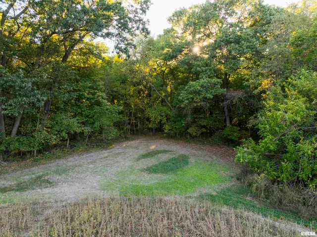 $595,000 | 1402 Knox Highway 7, Knoxville, IL 61448