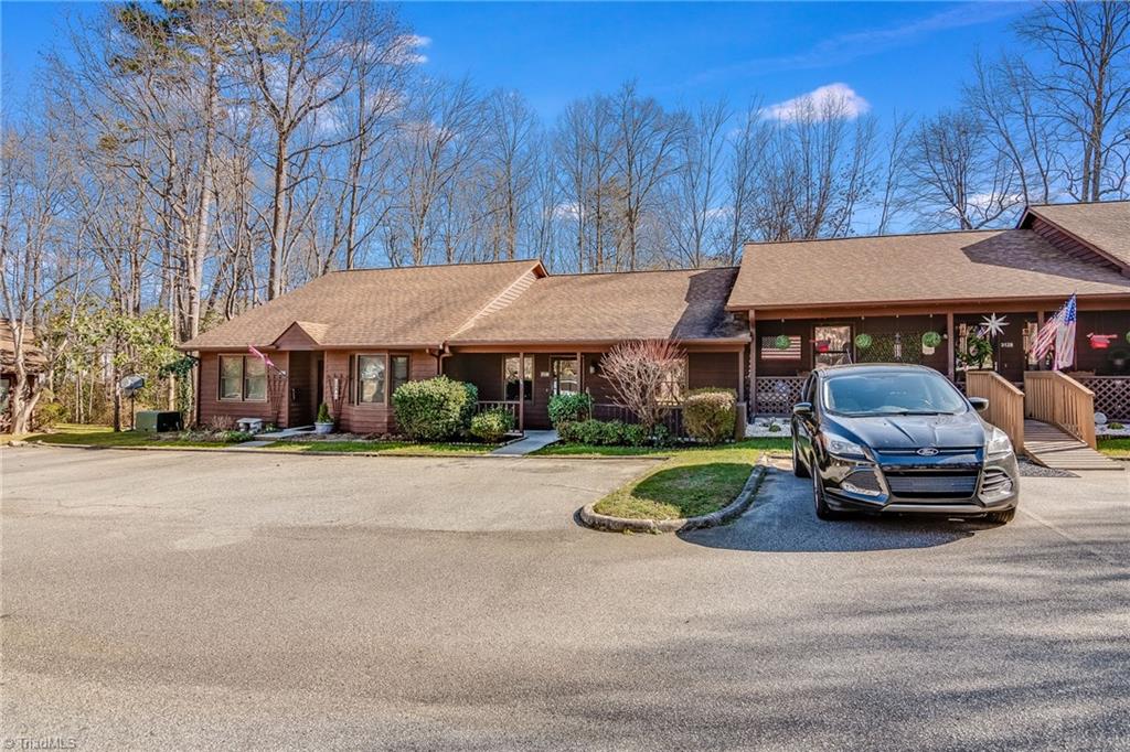 3130 Rockingham Road High Point, NC 27265 - Photo 3 of 30