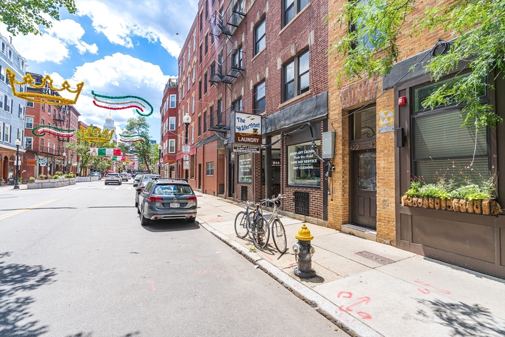 422 Hanover Street, Unit 3 Boston, MA 02113 - Photo 19 of 20