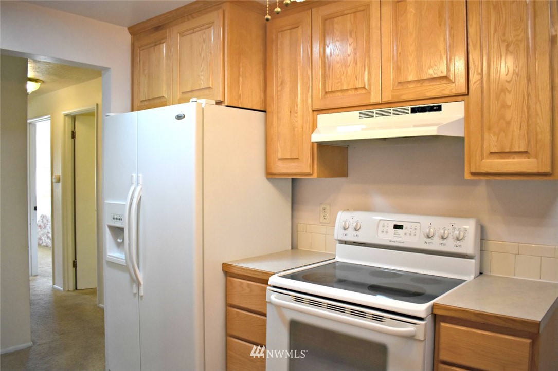 5205 Arrowhead Road Southwest Lakewood, WA 98499 - Photo 3 of 25 Gallery Image 3