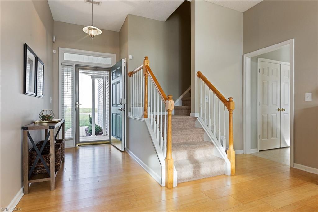 3708 Shadow Ridge Drive High Point, NC 27265 - Photo 3 of 26 Gallery Image 3