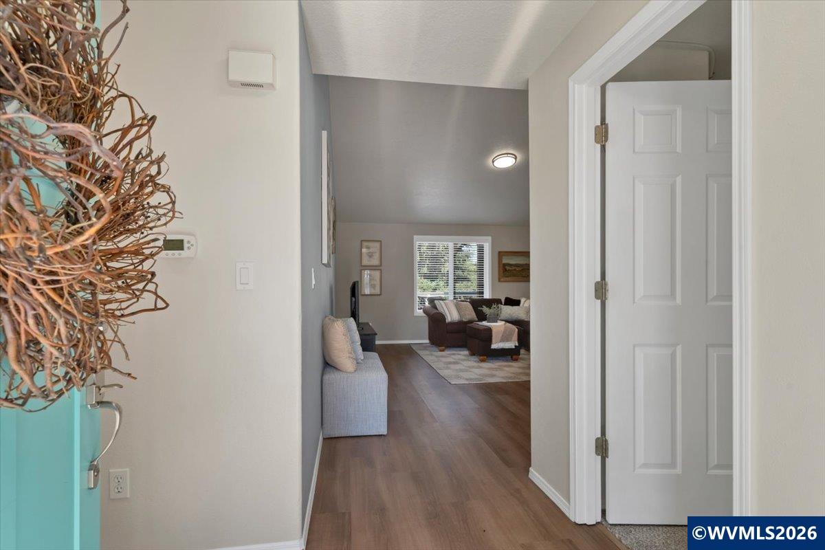 585 Northwest Marshall Street Dallas, OR 97338 - Photo 5 of 50