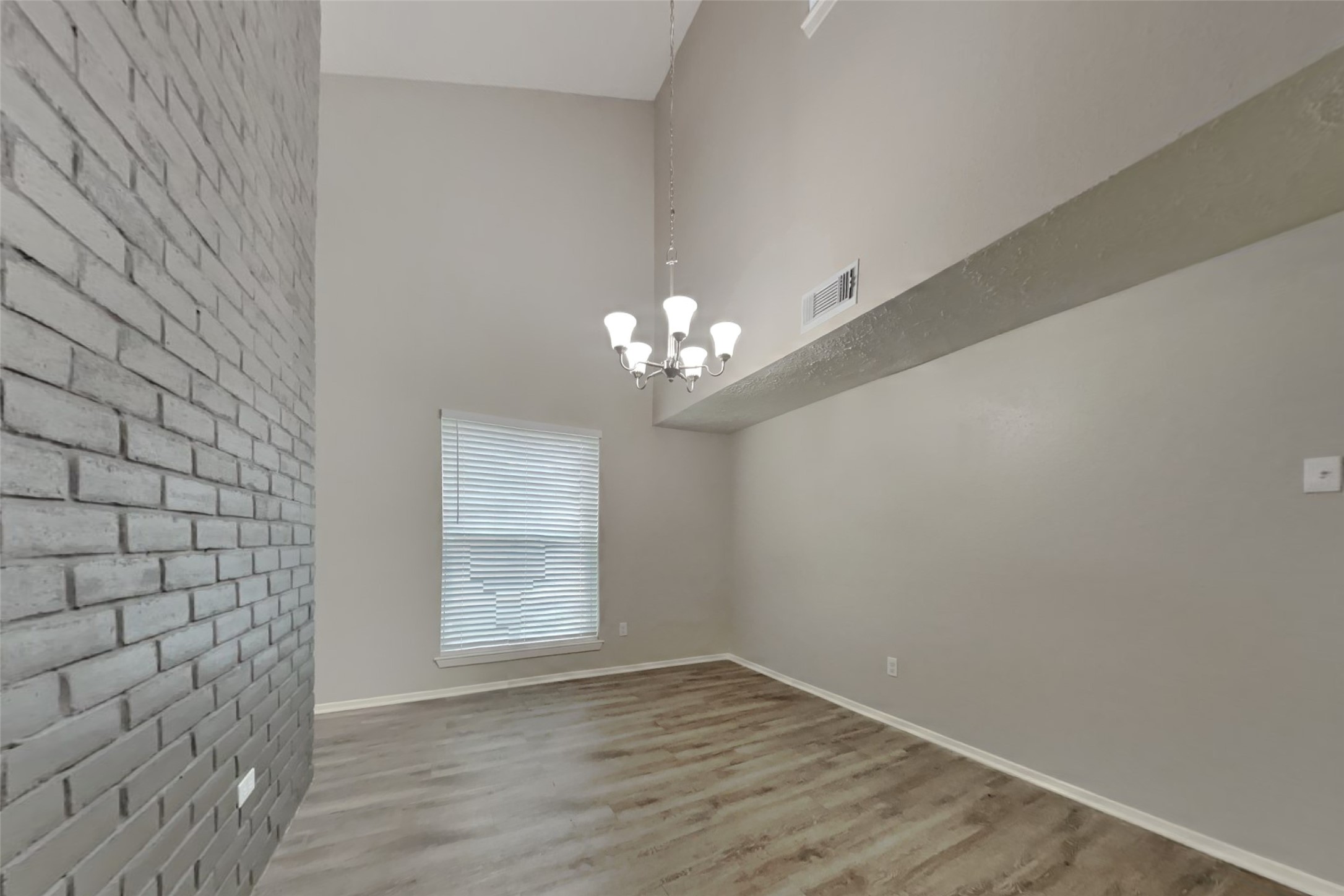 4810 Ingleside Court Spring, TX 77388 - Photo 11 of 29