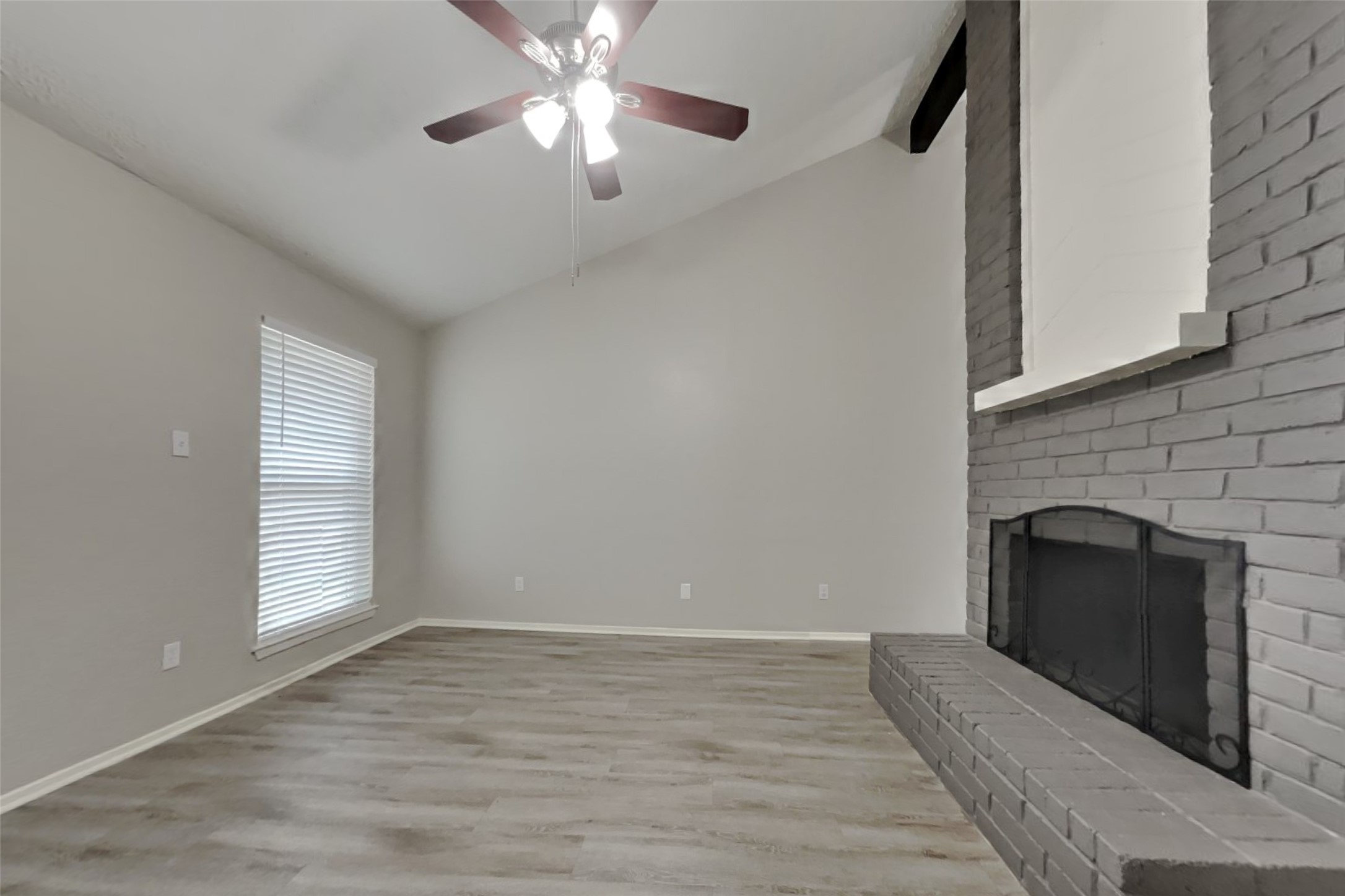 4810 Ingleside Court Spring, TX 77388 - Photo 4 of 29