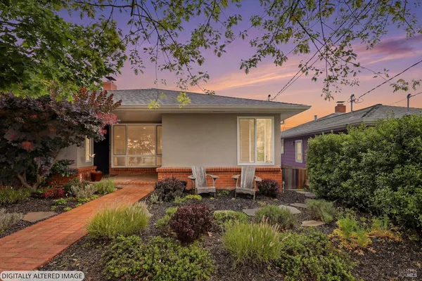 $1,195,000 | 512 Keller Street, Petaluma, CA 94952