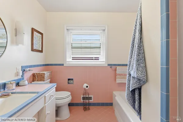 $1,195,000 | 512 Keller Street, Petaluma, CA 94952