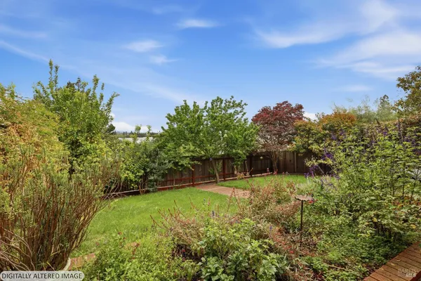 $1,195,000 | 512 Keller Street, Petaluma, CA 94952
