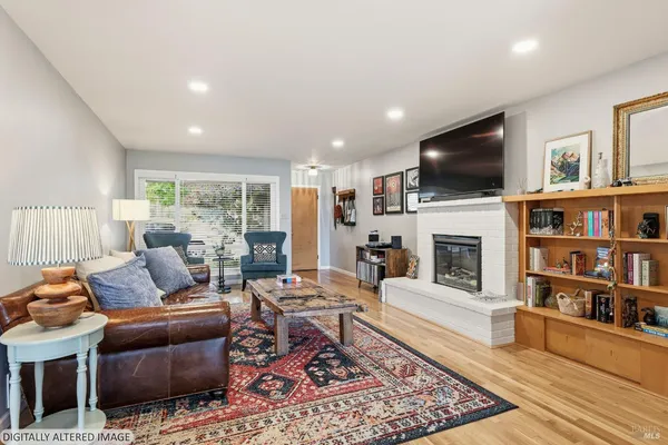 $1,195,000 | 512 Keller Street, Petaluma, CA 94952