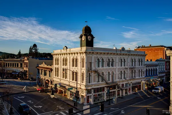 $1,195,000 | 512 Keller Street, Petaluma, CA 94952