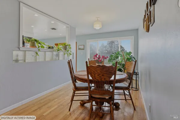 $1,195,000 | 512 Keller Street, Petaluma, CA 94952