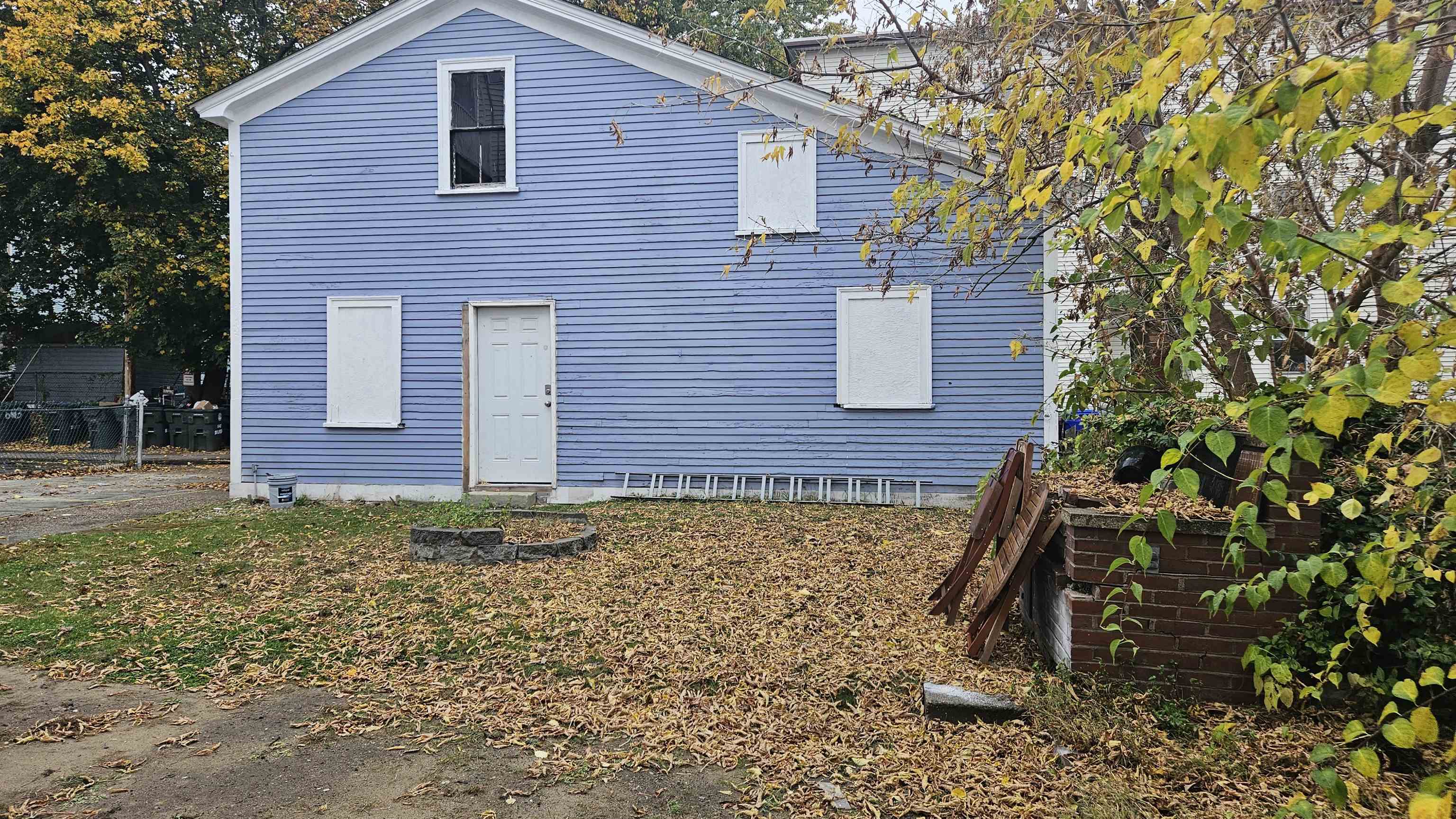 637 Harvard Street Manchester, NH 03103 - Photo 13 of 17