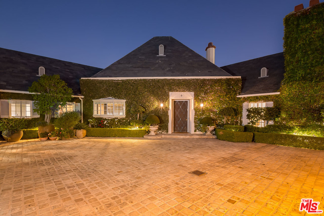 778 Sarbonne Road Los Angeles, CA 90077 - Photo 13 of 22